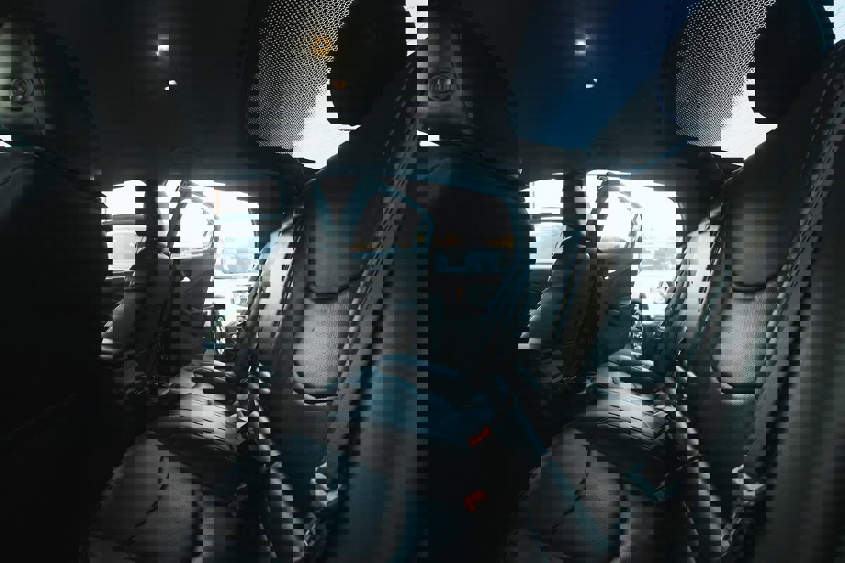 Used 2016 Chevrolet Volt Premier w/ Driver Confidence Package image 12