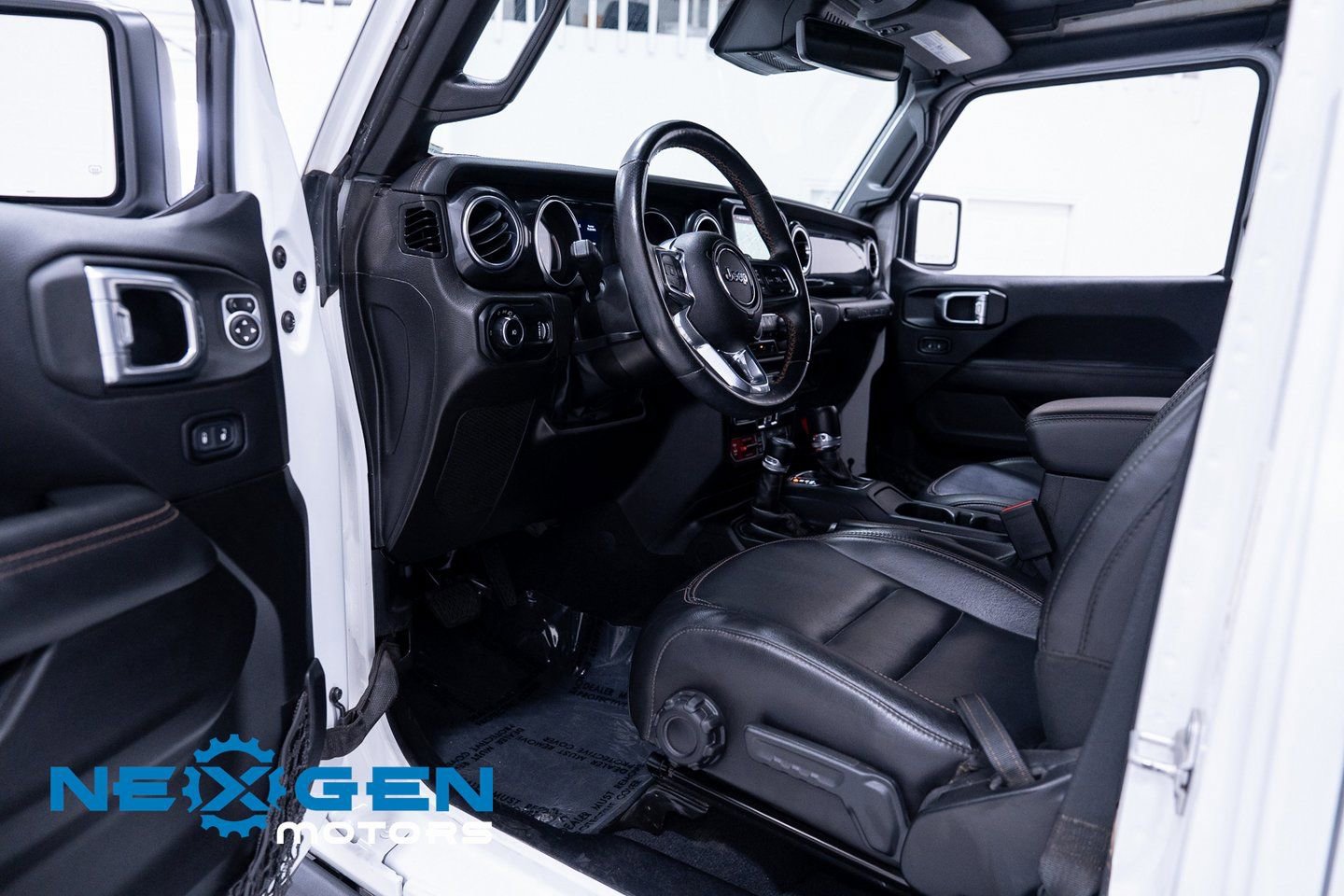 Used 2023 Jeep Wrangler Unlimited Rubicon 392 w/ Xtreme Recon 35" Tire Package image 24