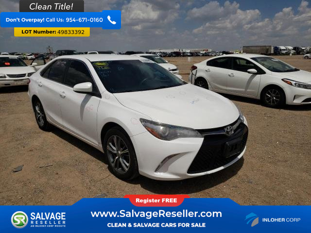 Used 2015 Toyota Camry SE FWD image 1