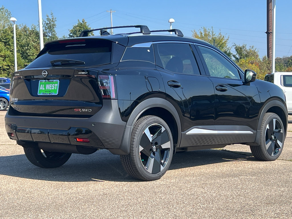New 2026 Nissan Kicks SR w/ Cold Weather Package image 6