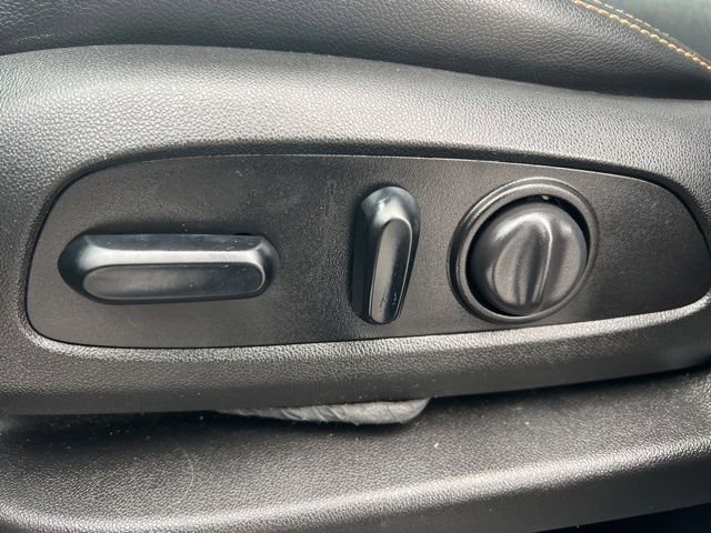 Used 2020 GMC Terrain SLT image 31