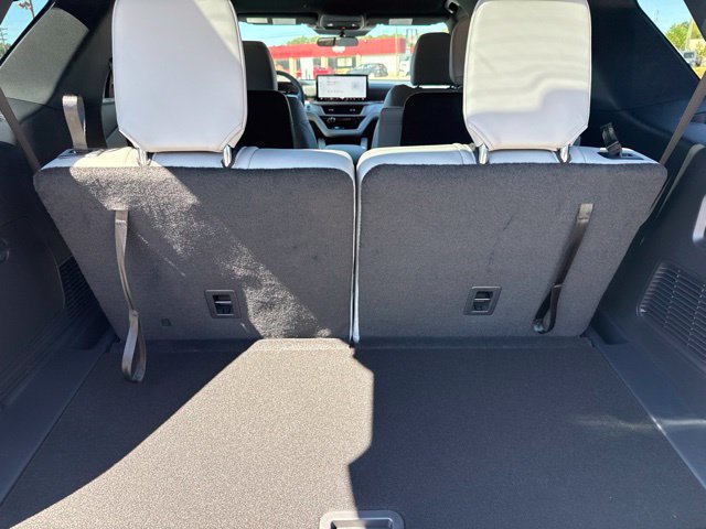 New 2027 Ford Explorer Active w/ Active Comfort Package RWD image 17