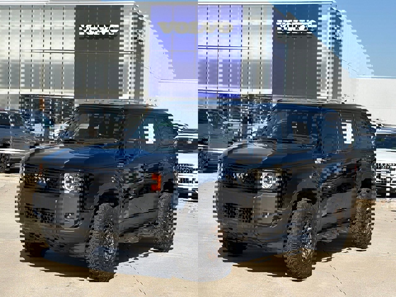 Used 2024 Toyota Land Cruiser video 2