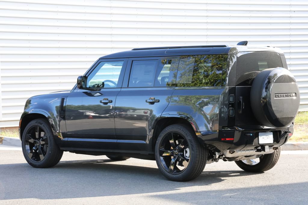 New 2026 Land Rover Defender 110 X-Dynamic SE AWD/4WD image 4