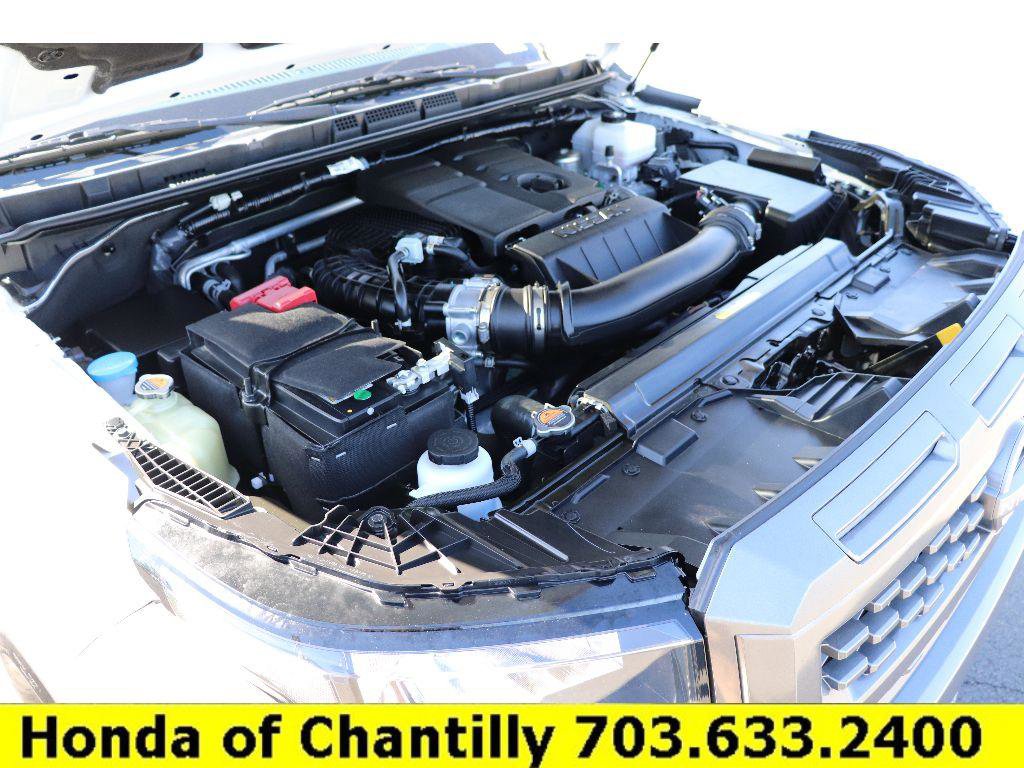 Used 2025 Nissan Frontier SV w/ SV Convenience Package image 40