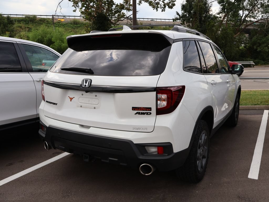 Used 2025 Honda Passport TrailSport image 7