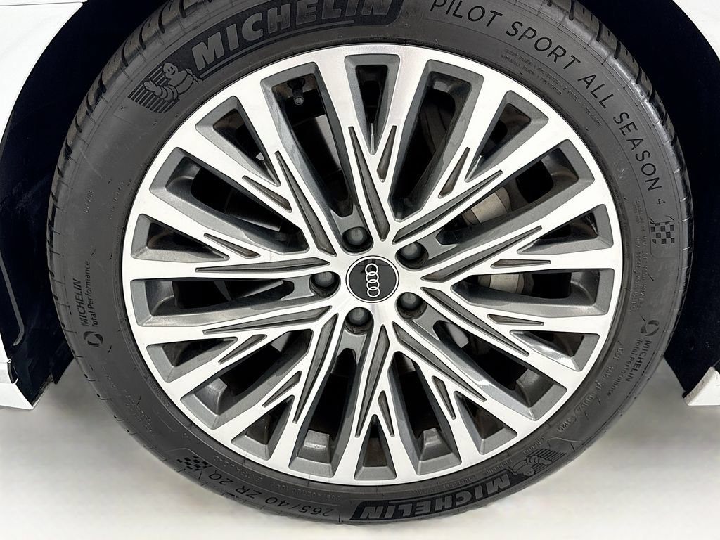 Used 2021 Audi A8 L 3.0T w/ Luxury Package AWD/4WD image 29