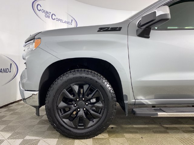 Certified 2024 Chevrolet Silverado 1500 LT AWD/4WD image 28