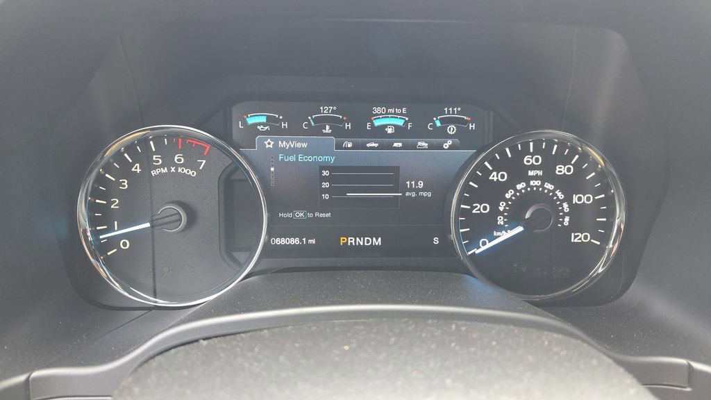 Used 2018 Ford F150 Lariat w/ Equipment Group 502A Luxury AWD/4WD image 17