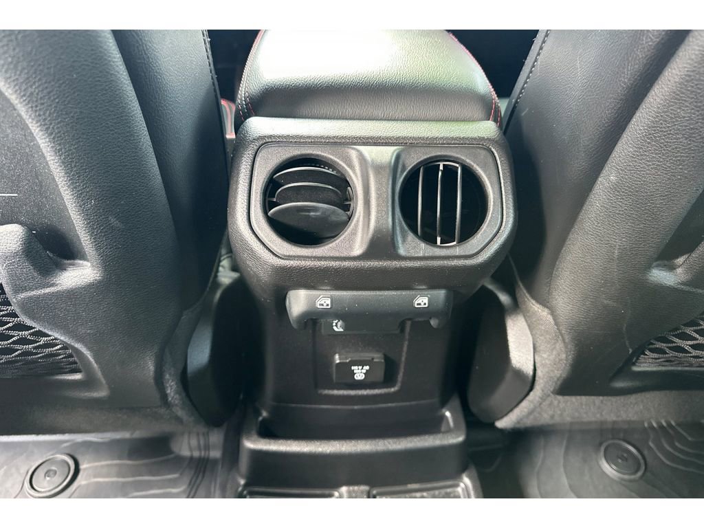 Used 2020 Jeep Wrangler Unlimited Rubicon w/ Safety Group image 14