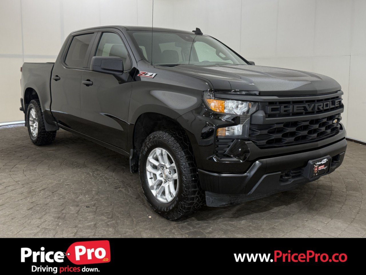 Used 2024 Chevrolet Silverado 1500 W/T w/ WT Value Package AWD/4WD image 1