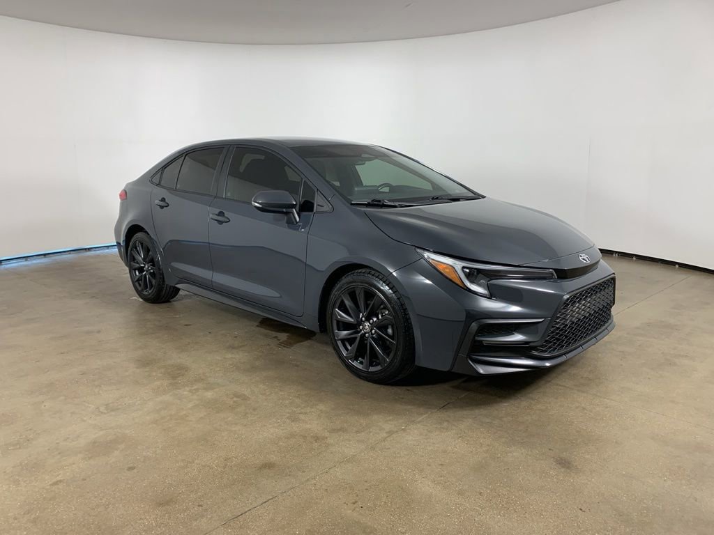 Used 2023 Toyota Corolla SE image 5