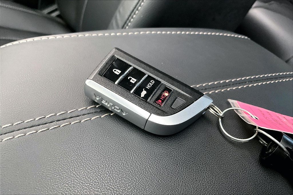 Certified 2025 Acura RDX SH-AWD image 13