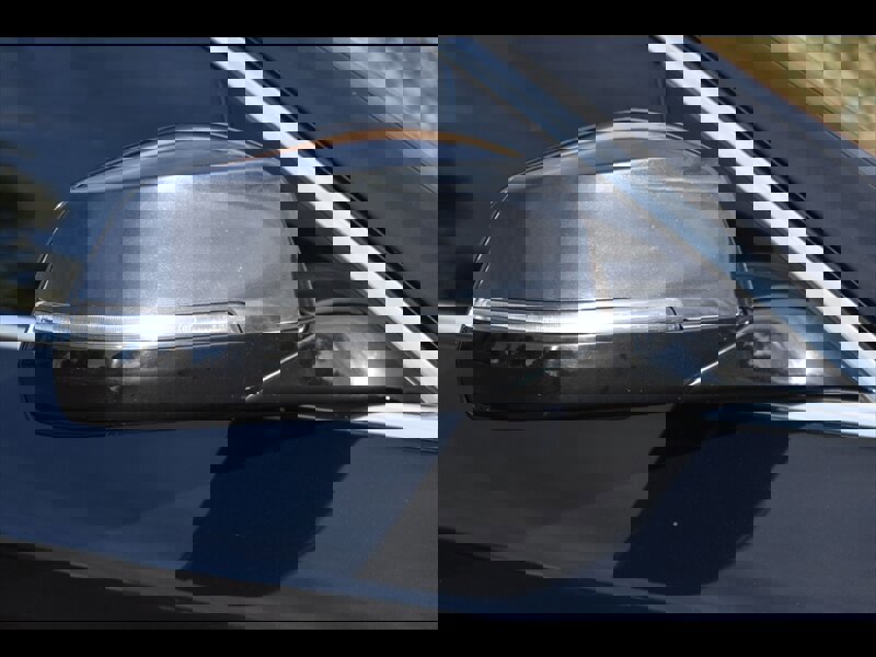 Used 2016 BMW 550i Sedan image 51