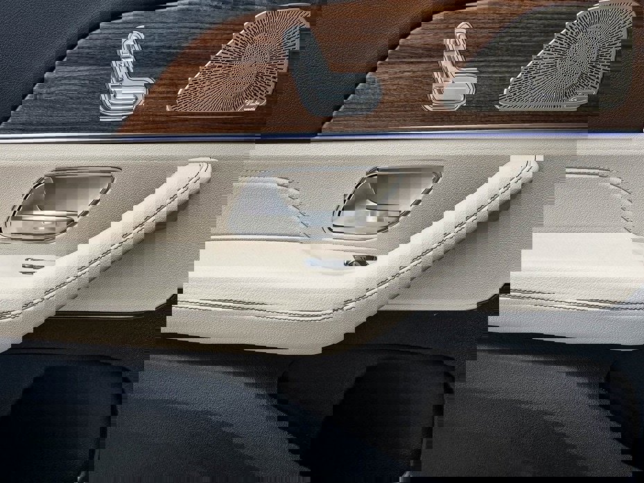 New 2026 Mercedes-Benz GLS 450 4MATIC image 30