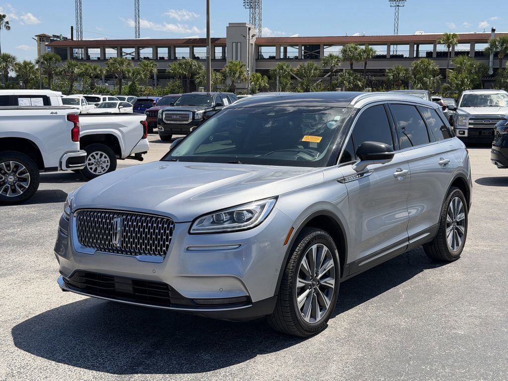Used 2021 Lincoln Corsair Reserve w/ Equipment Group 201A FWD image 9