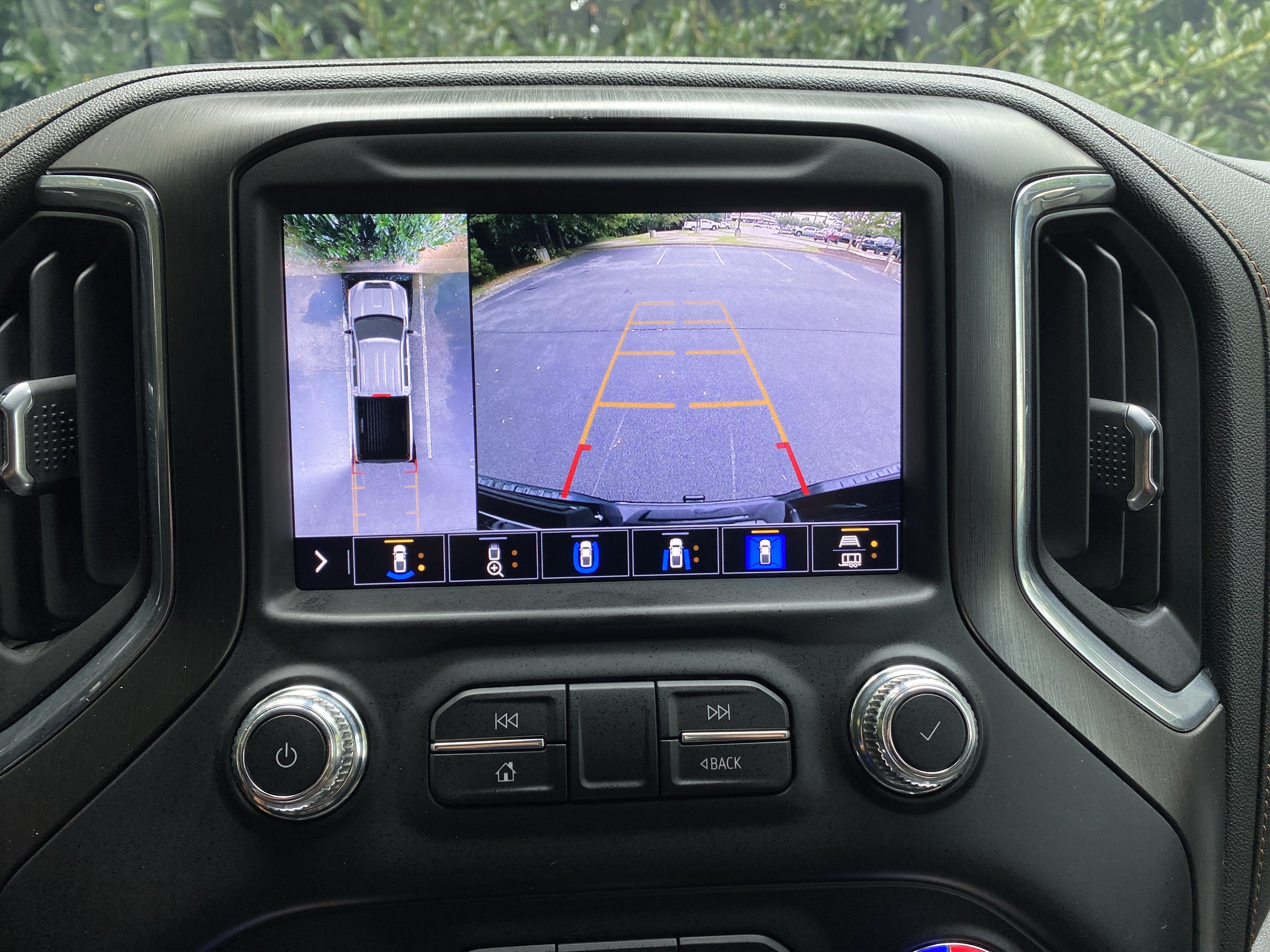 Used 2021 GMC Sierra 2500 AT4 w/ AT4 Premium Plus Package AWD/4WD image 28