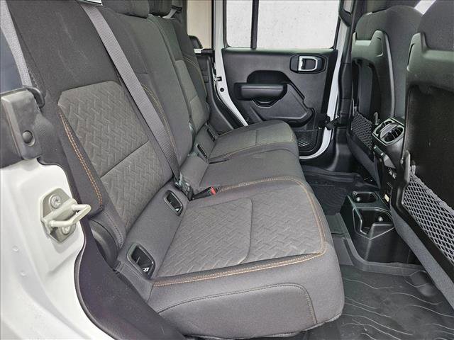 Used 2024 Jeep Gladiator Mojave w/ Safety Group AWD/4WD image 25