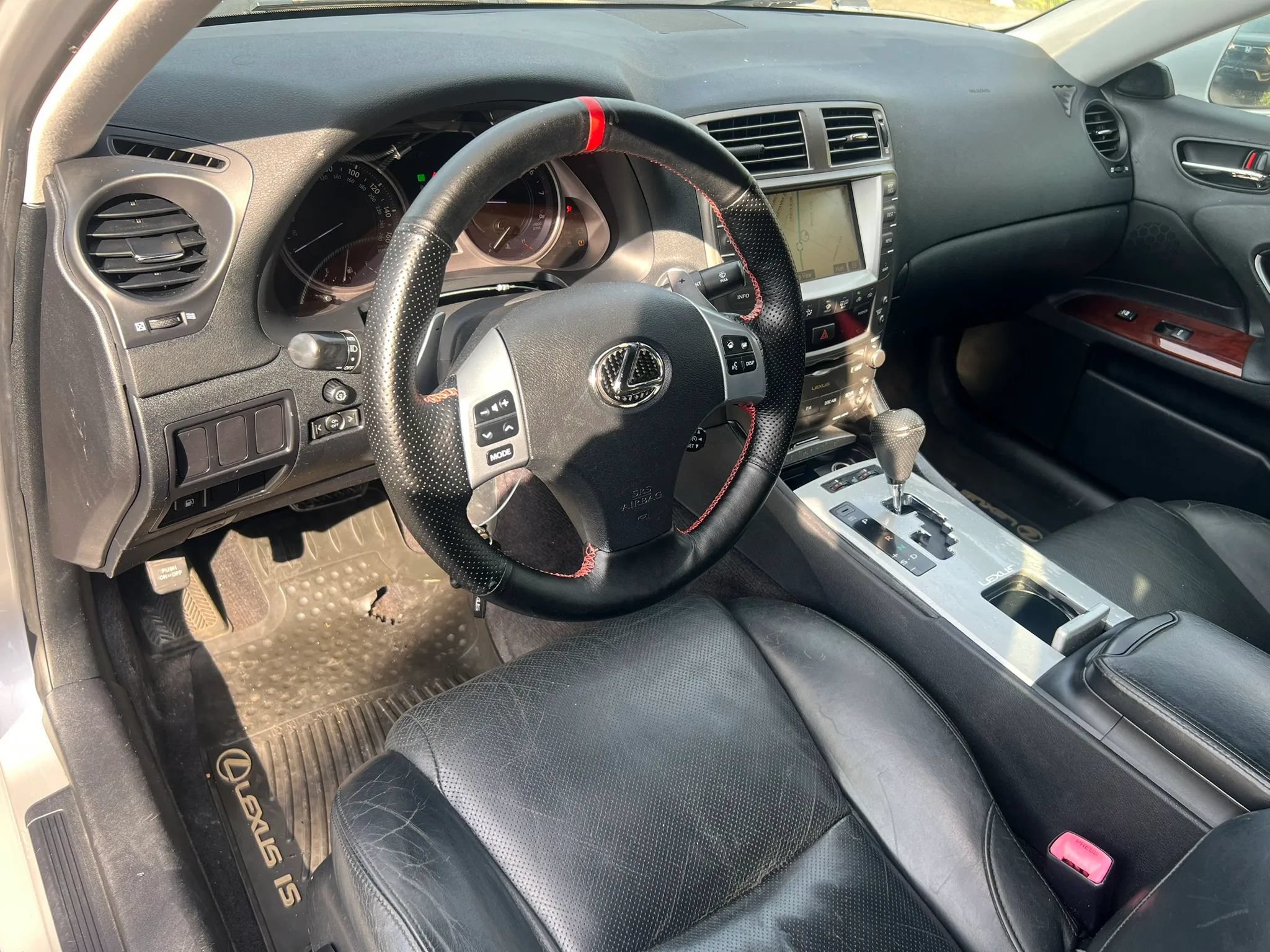 Used 2006 Lexus IS 250 AWD w/ Preferred Accessory Pkg image 23