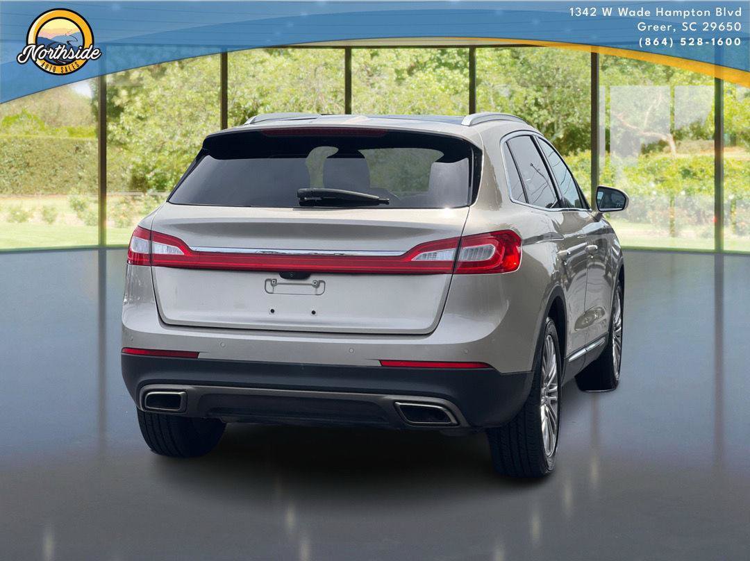 Used 2017 Lincoln MKX Reserve FWD image 3
