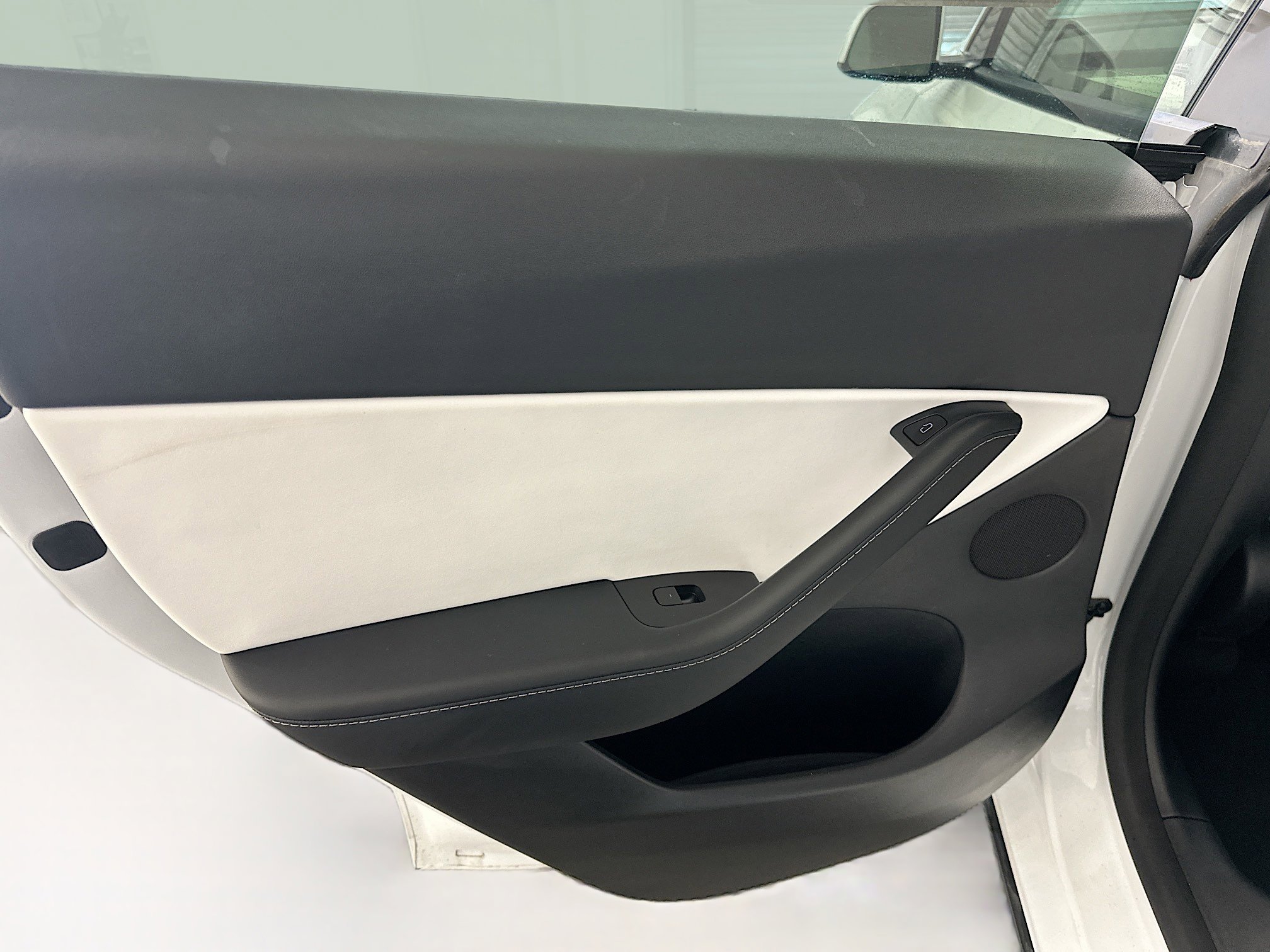 Used 2022 Tesla Model Y Long Range image 28