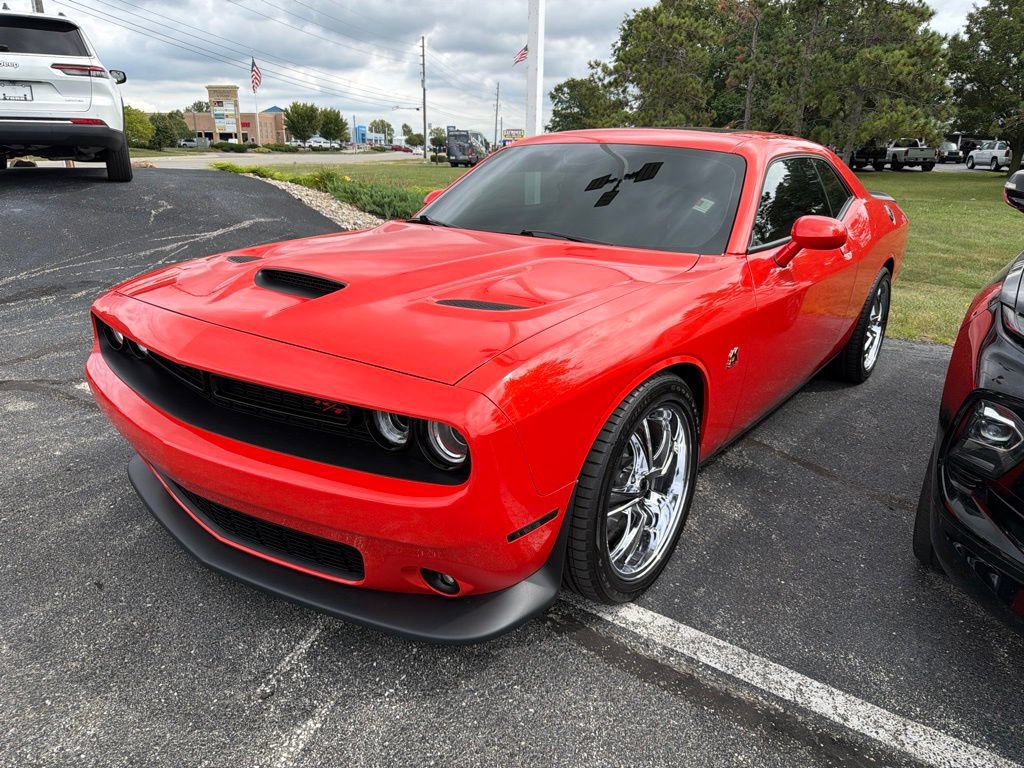 Used 2022 Dodge Challenger R/T Scat Pack w/ Plus Package RWD image 1