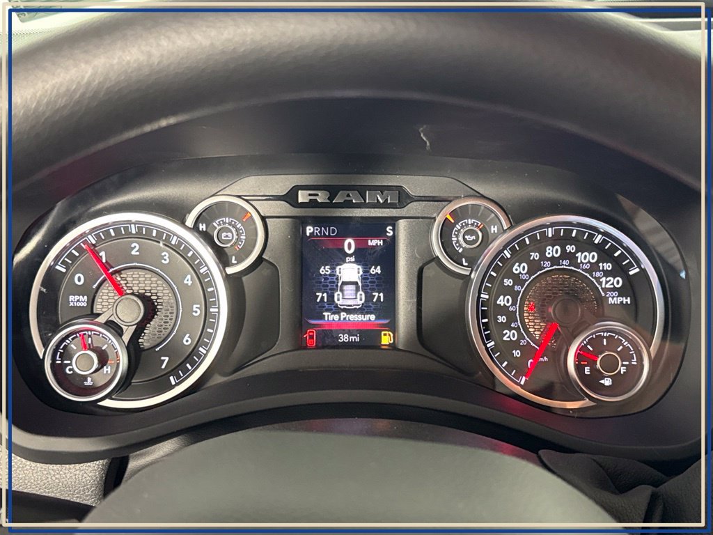 New 2026 RAM 2500 Tradesman AWD/4WD image 17