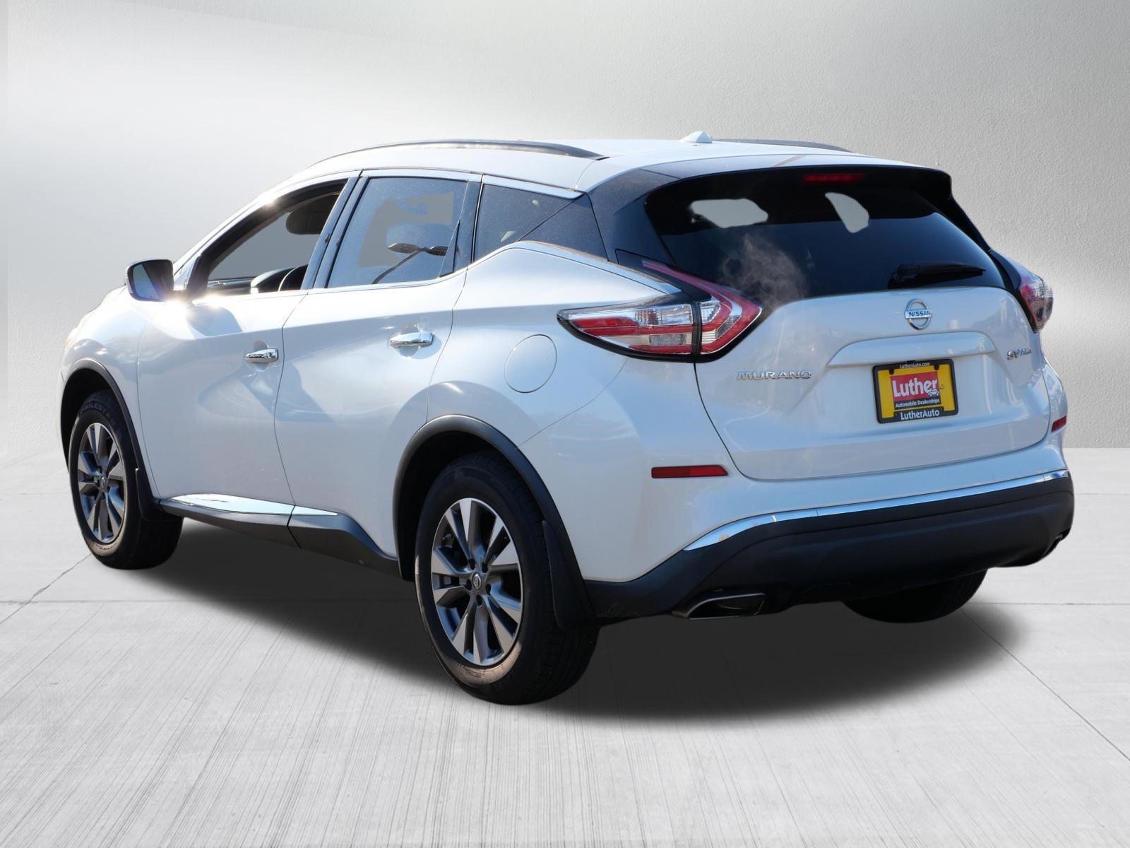 Used 2016 Nissan Murano SV AWD/4WD image 5