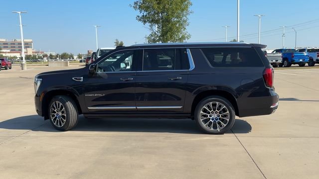 New 2026 GMC Yukon XL Denali w/ Denali Reserve Package image 6