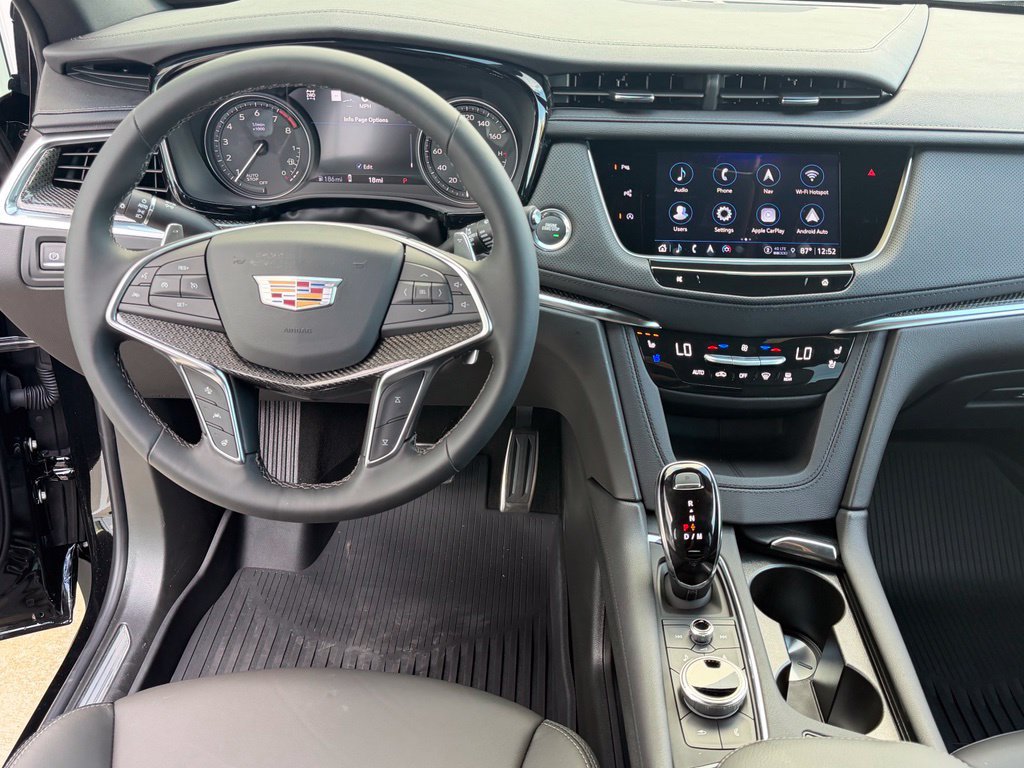New 2026 Cadillac XT5 Sportv w/ LPO, Onyx Lite Package AWD/4WD image 23