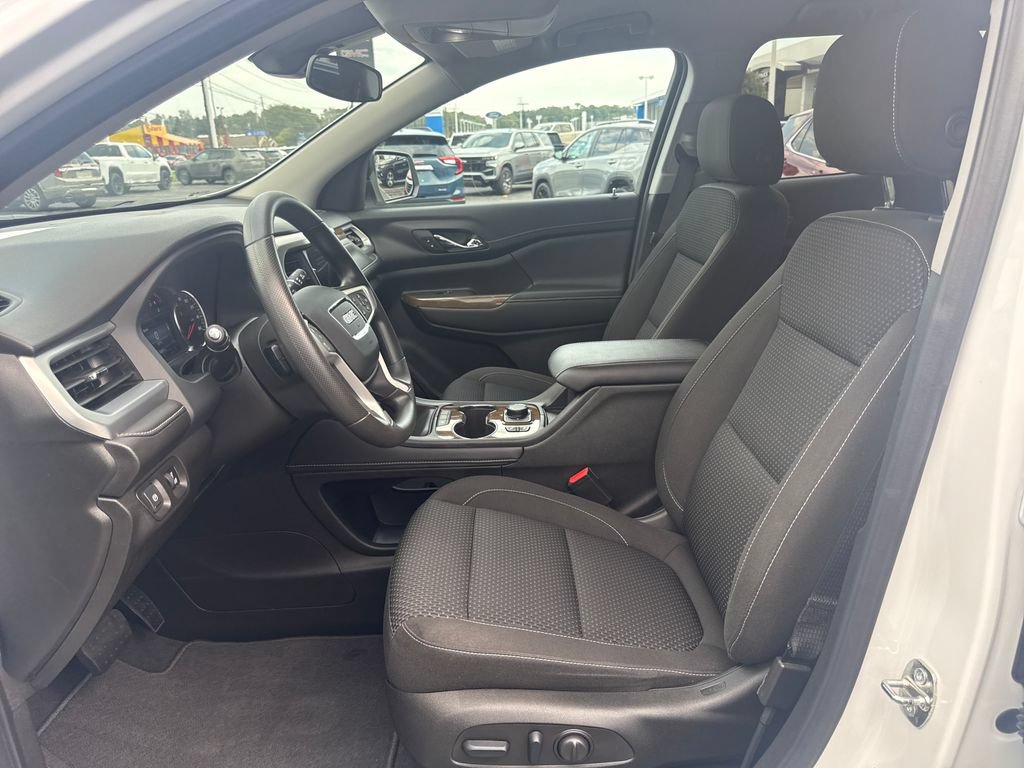 Used 2023 GMC Acadia SLE w/ Driver Convenience Package AWD/4WD image 18