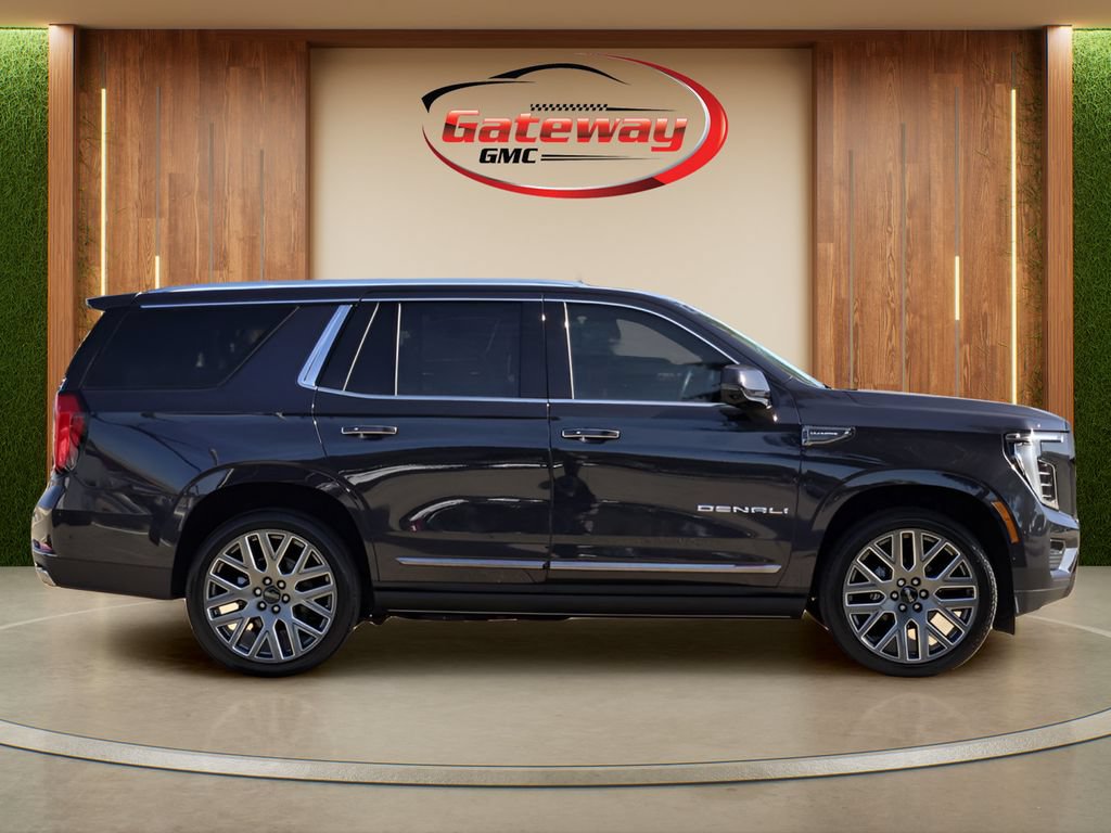 Used 2026 GMC Yukon Denali Ultimate AWD/4WD image 4