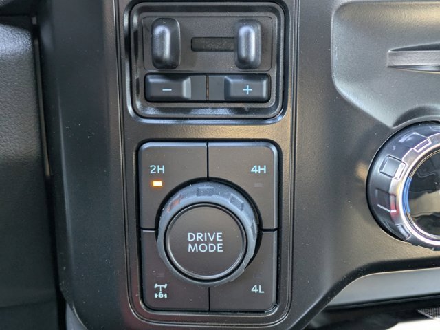 New 2026 Ford F350 Platinum image 38