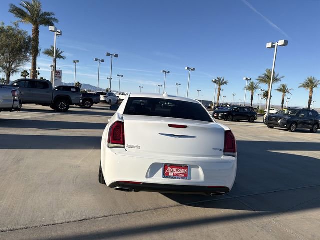 Used 2020 Chrysler 300 S RWD image 6