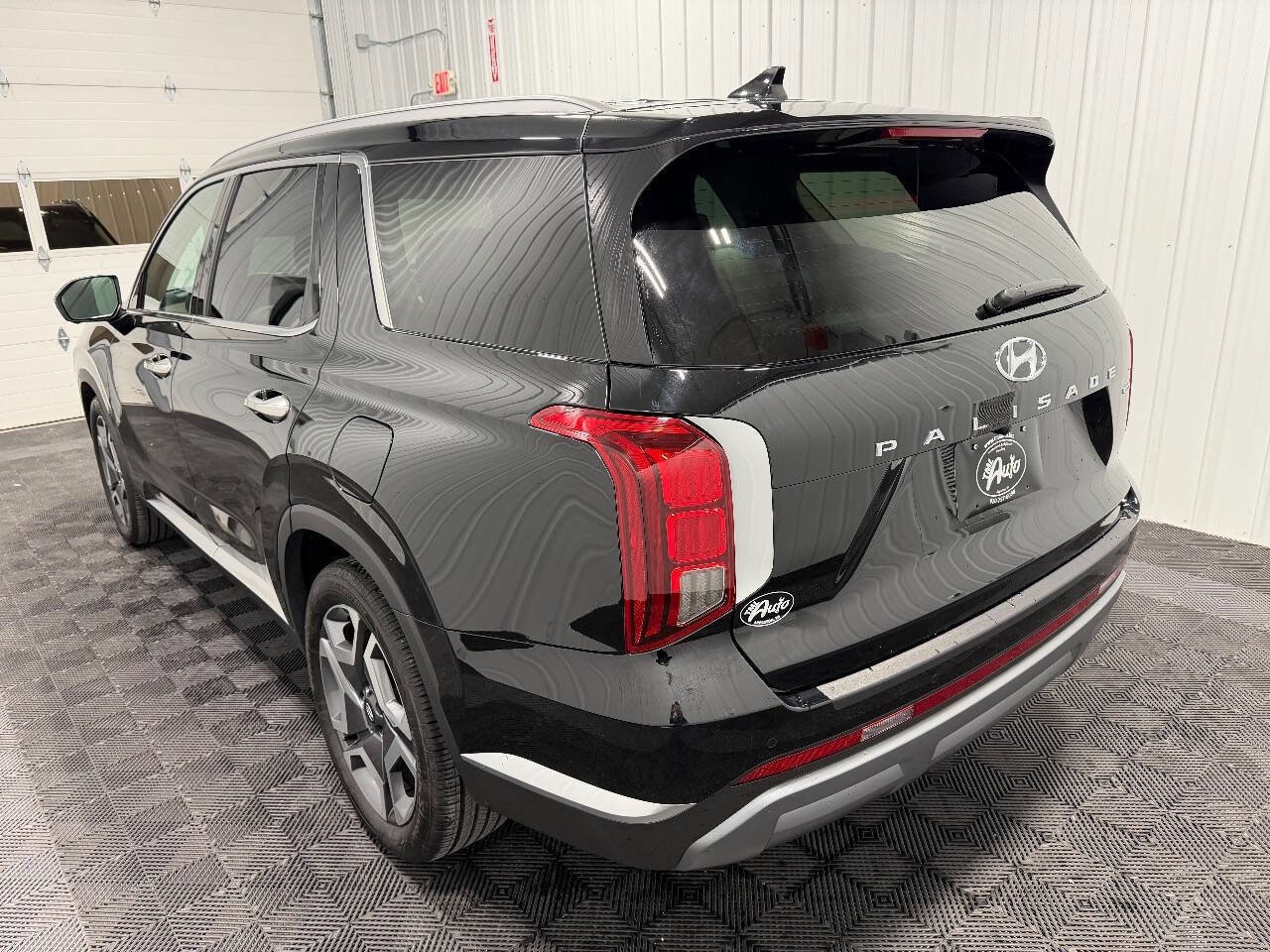 Used 2025 Hyundai Palisade Limited image 6