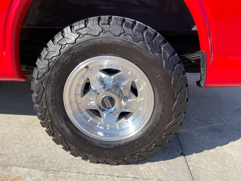 Used 2019 GMC Savana 2500 w/ Enhanced Convenience Package image 16