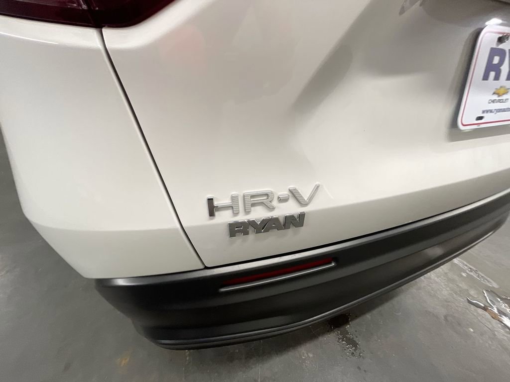 Used 2025 Honda HR-V LX image 29