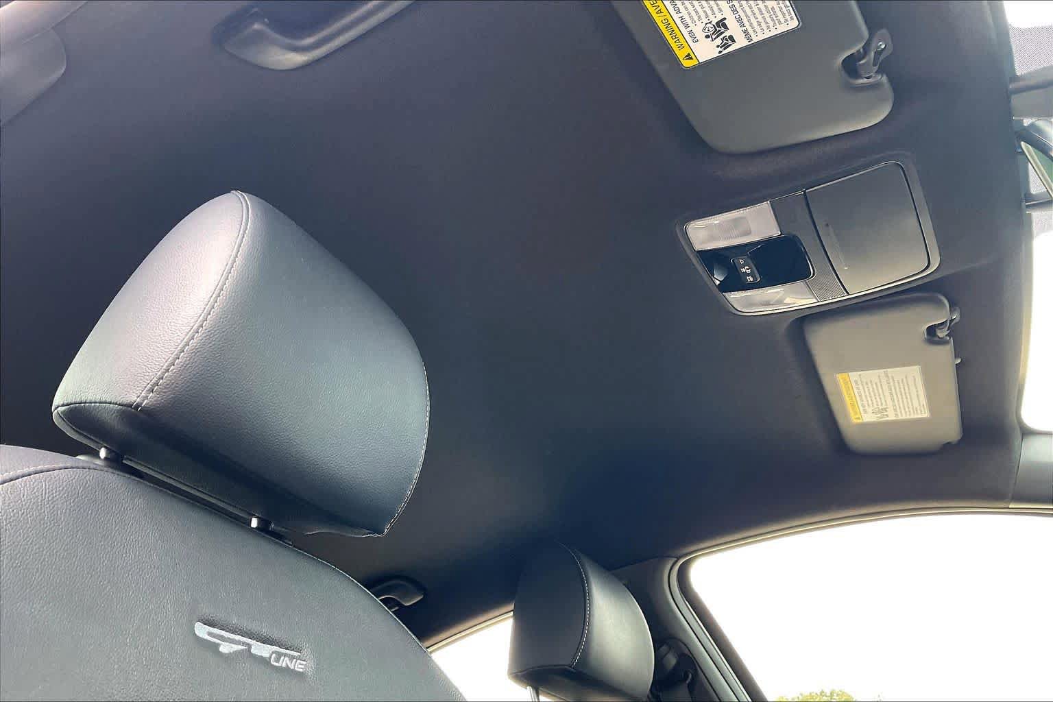 Used 2024 Kia Forte GT-Line image 13