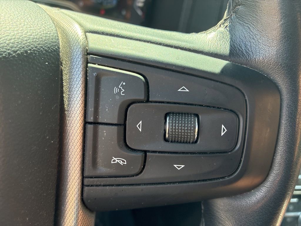 Used 2024 GMC Yukon XL Denali w/ Advanced Technology Package AWD/4WD image 8