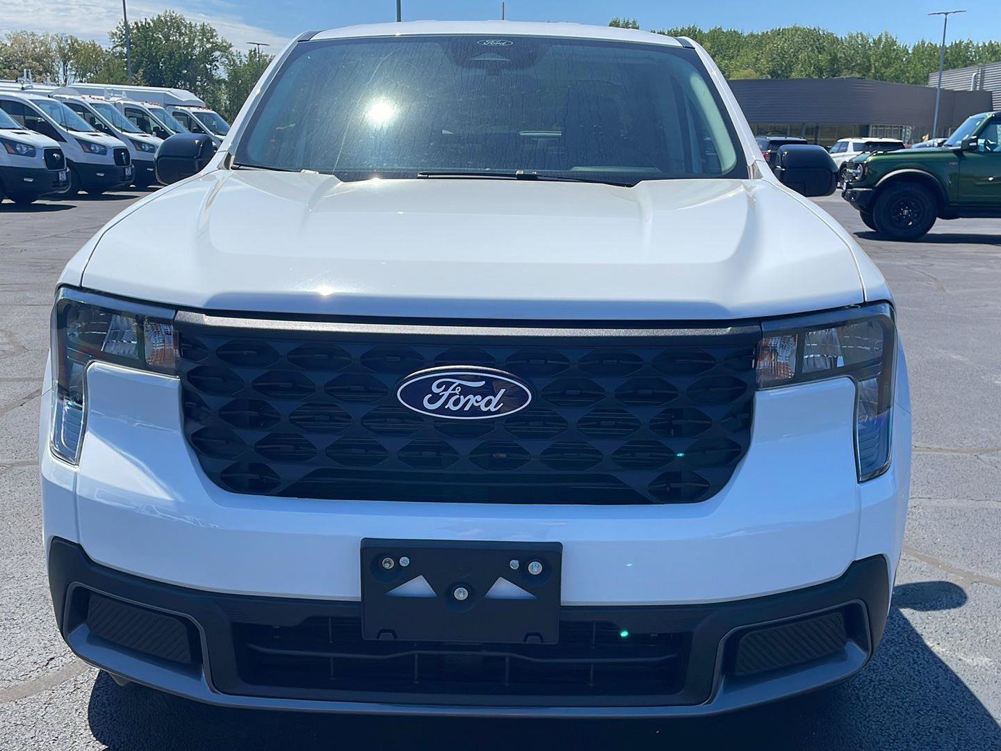 New 2026 Ford Maverick XLT w/ XLT Luxury Package FWD image 10