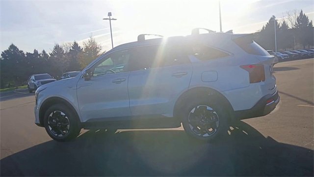 New 2026 Kia Sorento S image 8