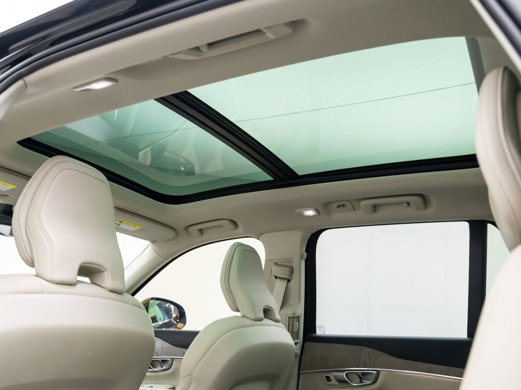 Used 2024 Volvo XC90 T8 Plus w/ Protection Package Premier image 20