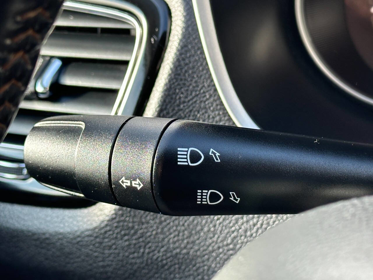 Used 2019 Jeep Compass Limited image 33