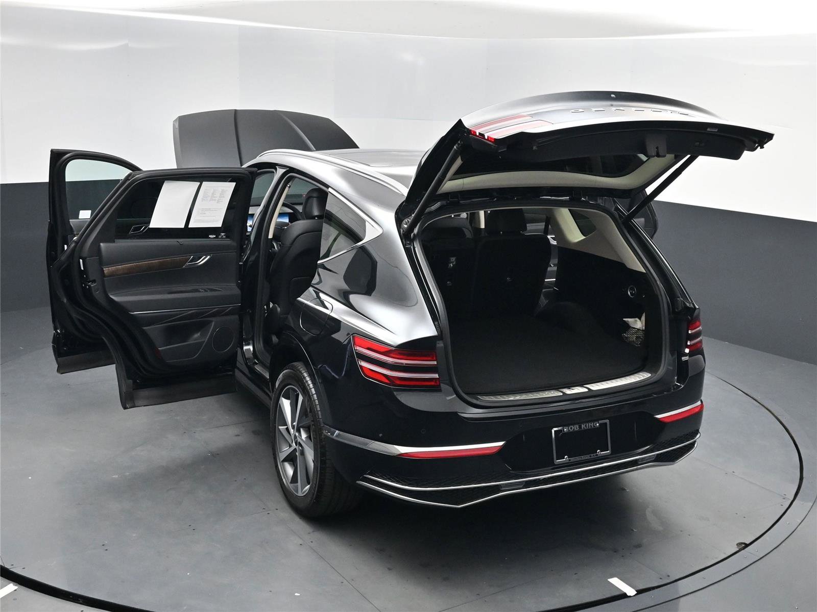 Used 2025 Genesis GV80 2.5T Select image 17