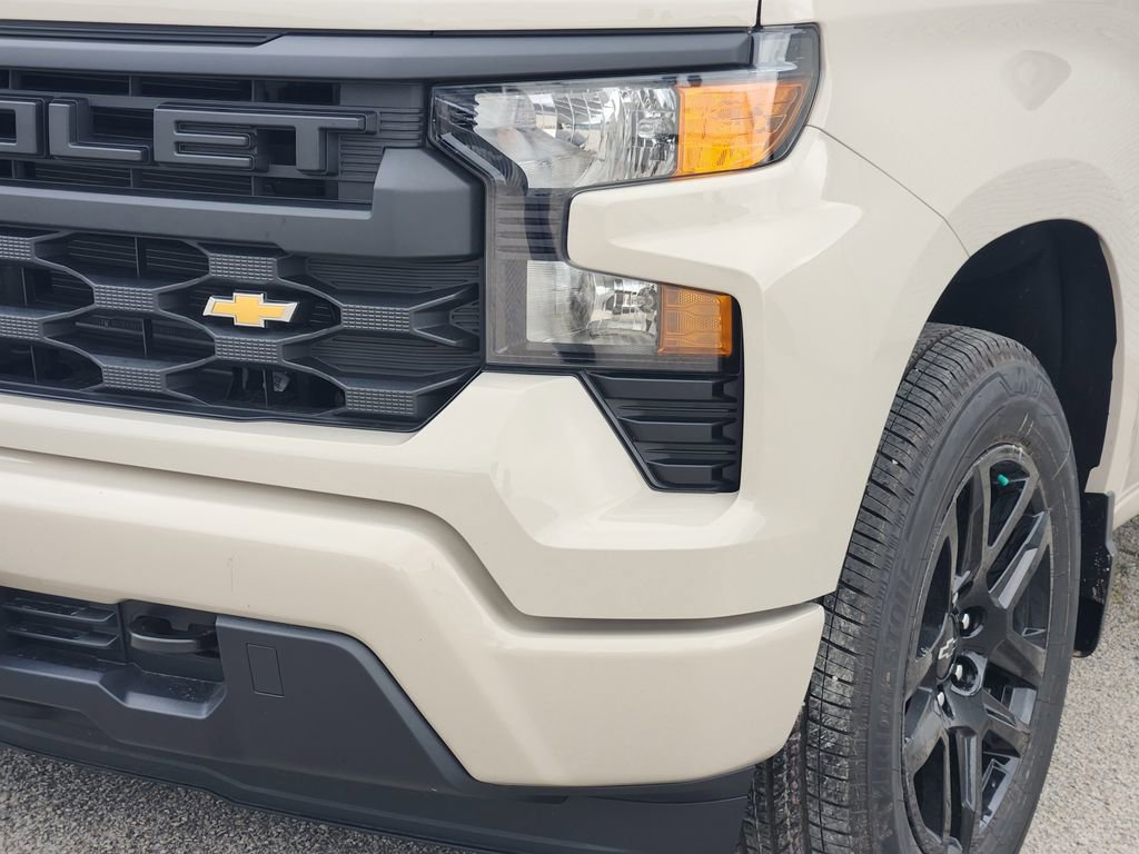 New 2026 Chevrolet Silverado 1500 Custom RWD image 6