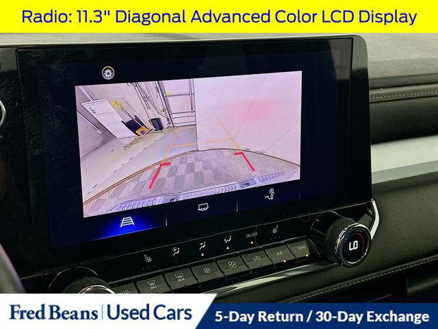 Used 2023 Chevrolet Colorado LT w/ LT Convenience Package II AWD/4WD image 18