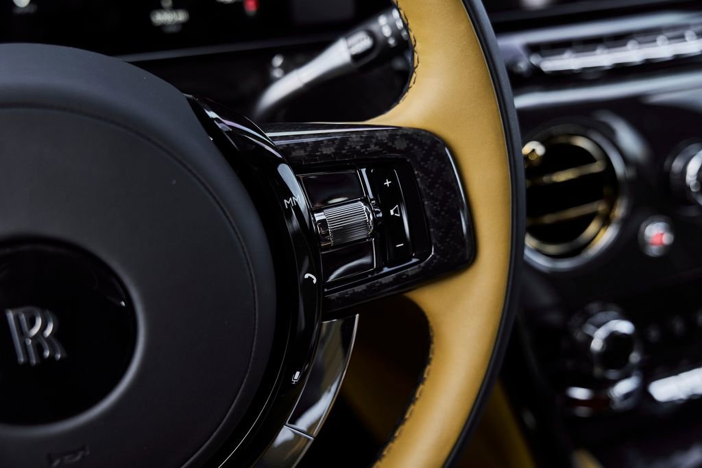 Used 2026 Rolls-Royce Cullinan Black Badge image 70