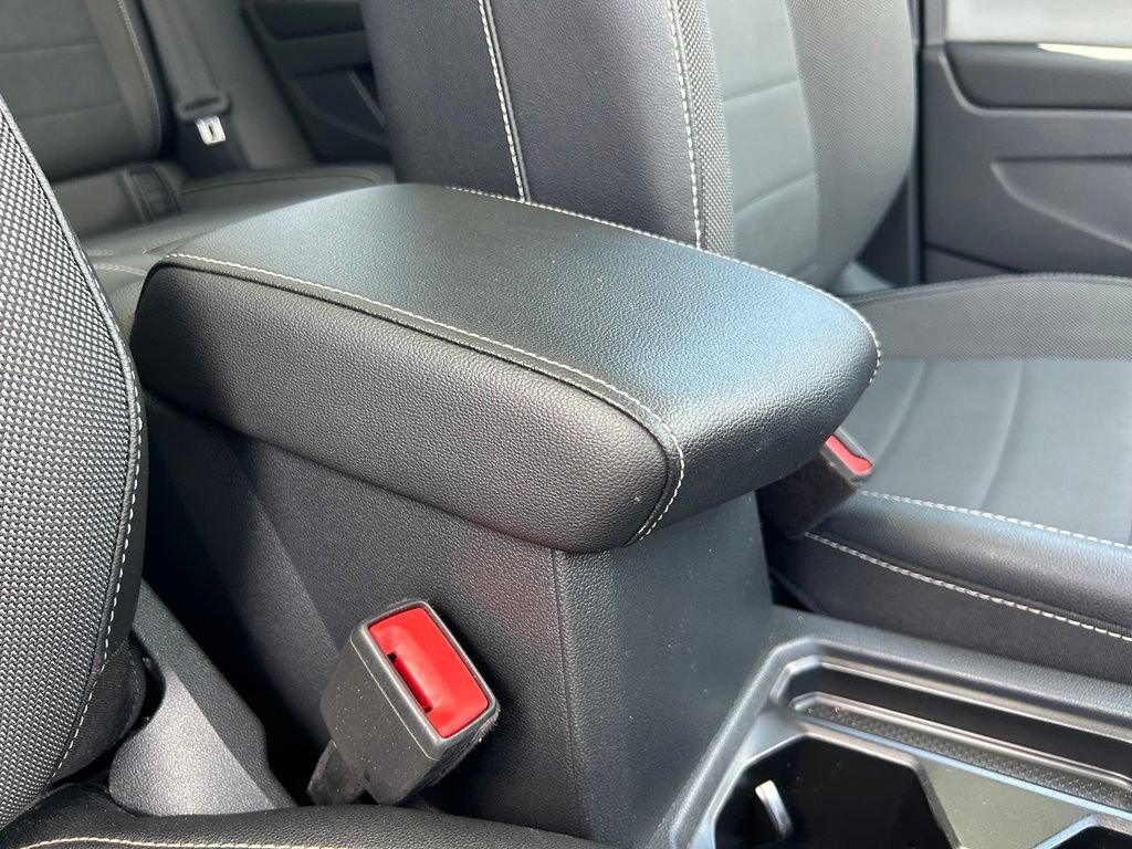 Certified 2023 Volkswagen Taos SE w/ Panoramic Sunroof Package FWD image 37
