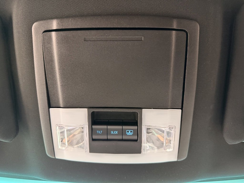 Used 2017 Ford Explorer XLT w/ Equipment Group 202A image 51