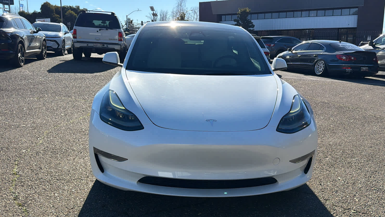 Used 2023 Tesla Model 3 Performance image 2